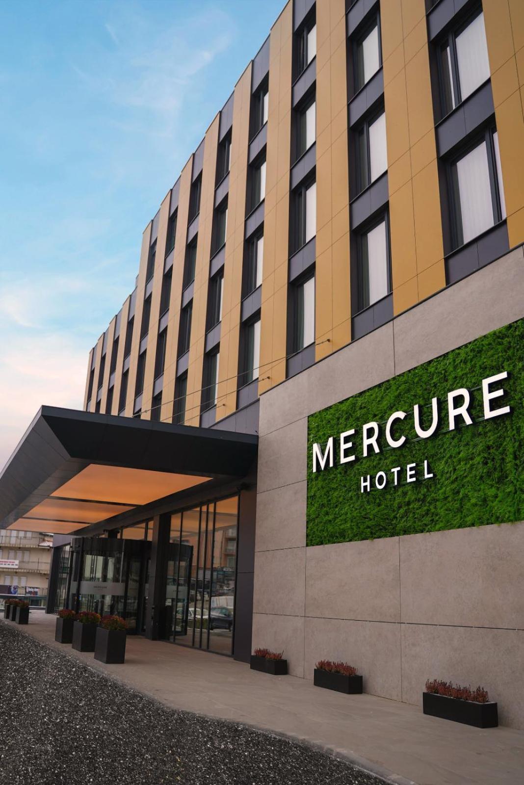 Mercure Prishtina City Prisztina Zewnętrze zdjęcie