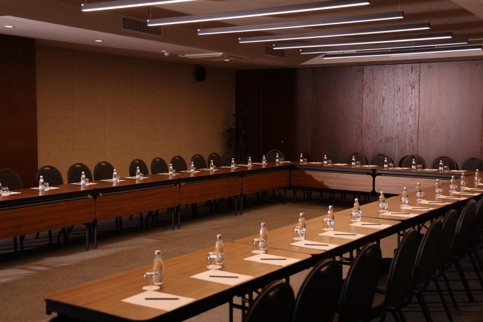 Mercure Prishtina City Prisztina Zewnętrze zdjęcie