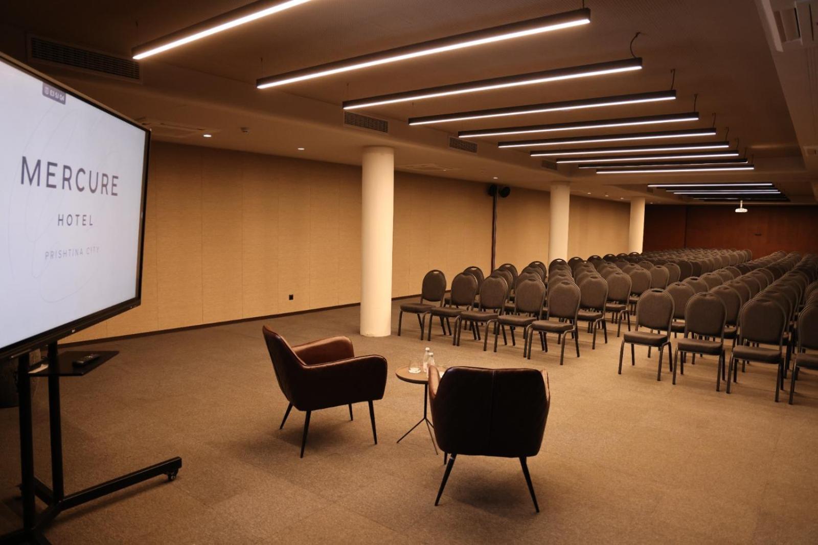 Mercure Prishtina City Prisztina Zewnętrze zdjęcie